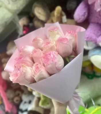 Букет из 11 нежно-розовых роз — миниатюра 2