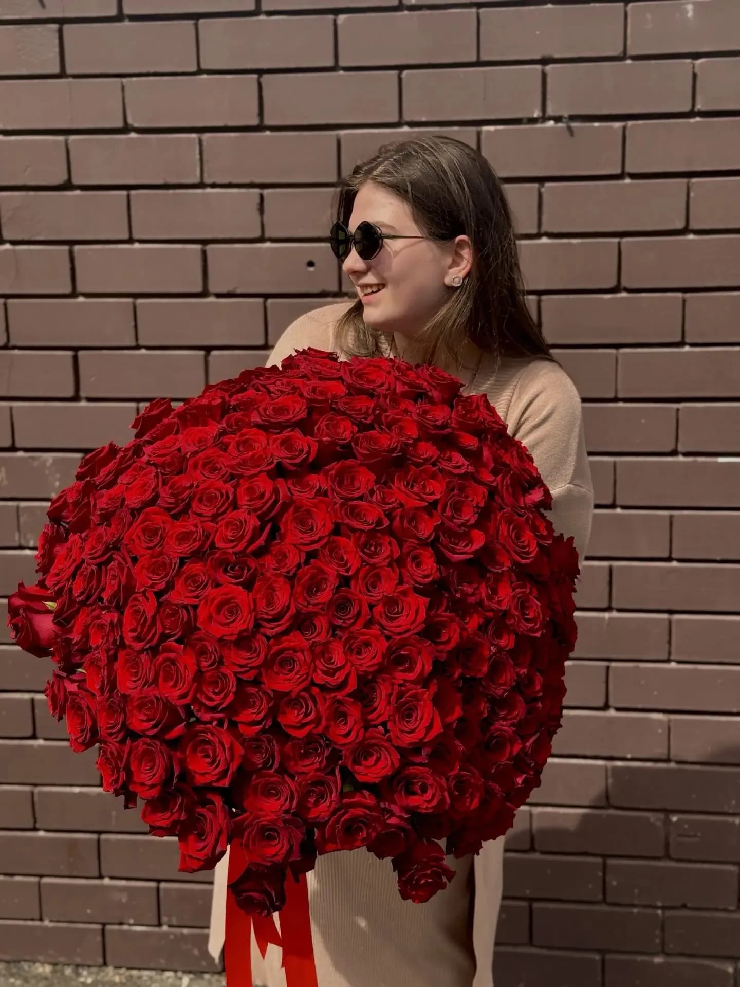 201 роза — с доставкой